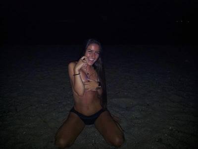 Roxanne (24) | Oregon Adult Dating and Private Meetups