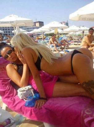 Rebekah (18) in California, adult profile photo