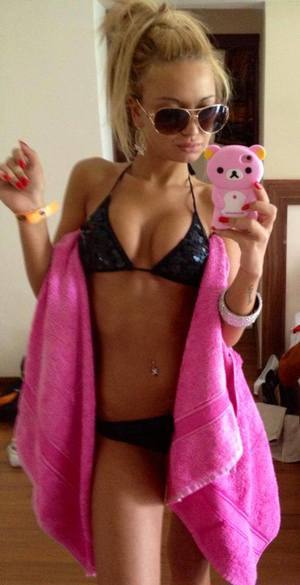 Robyn, 28 | Florida Discreet Dating and Casual Fun