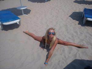 Adult dating profile photo of Yesenia (22) in Wisconsin