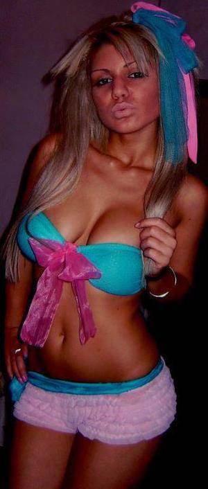 Photo of Martha, 27, adult dating profile from Florida