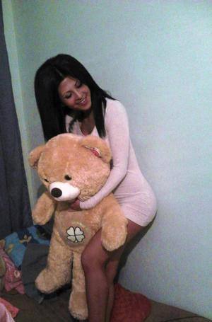 Cayla (27) in Ontario | Private Adult Dating Profile