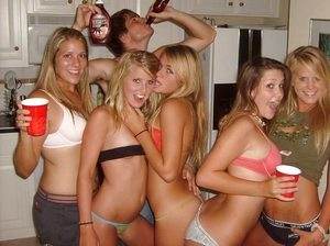 Alejandra (21), Montreal, QBC adult dating profile image