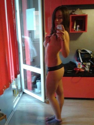 Melanie, 29, Tennessee | No Commitment Dating Profile