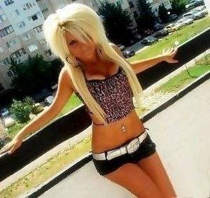 Maeve, 23, Hawaii | No Commitment Dating Profile