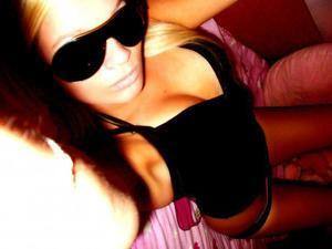 Meet Viviana (22) from Virginia | NSA Casual Encounters