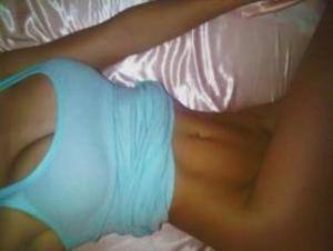 Maureen (26) in Texas | No-Strings Adult Dating