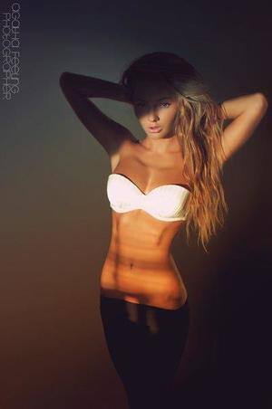 Giselle, 25, Alberta | No Commitment Dating Profile