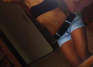 Kaya (20) in Alberta | No-Strings Adult Dating