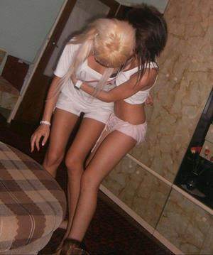 Adult dating profile photo of Adeline (20) in Oklahoma