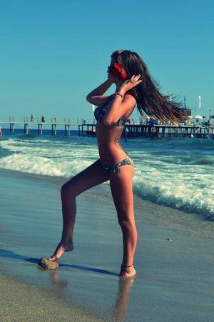 Photo of Rowan (19), adult profile in San Francisco, CA