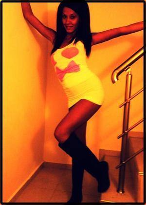 Kenzie (18) in Ohio | No-Strings Adult Dating