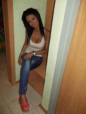 Juliana (28) in California | No-Strings Adult Dating