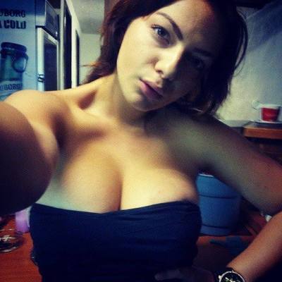 Betsy (22) in Ohio | No-Strings Adult Dating