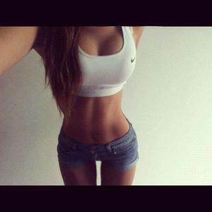 Adult dating profile photo of Meagan (20) in Thousand Oaks, CA