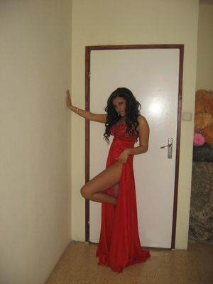 Profile photo of Elaine, age 23, from Santa Clarita, CA