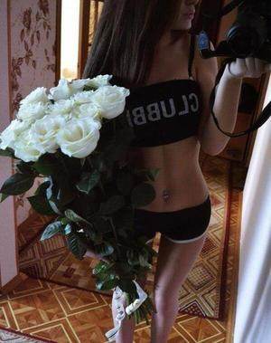 Amelie (30), Los Angeles, CA adult dating profile image