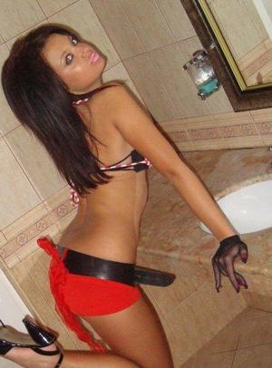 Meet local singles like Melani from Manleyhotsprings, Alaska who want to fuck tonight