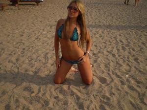 Cindy from Davenport, Oklahoma is looking for adult webcam chat