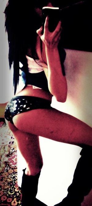 Elodia from  is looking for adult webcam chat