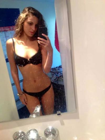 Janella from Saint Cloud, Florida is interested in nsa sex with a nice, young man