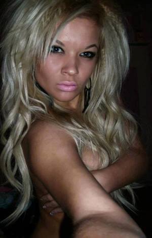 Lilliana from Hugoton, Kansas is looking for adult webcam chat