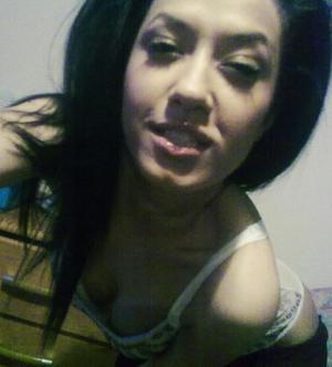 Cheaters like Alyse from Loves Park, Illinois are looking for you