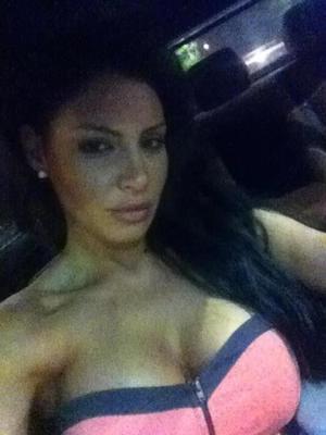 Looking for local cheaters? Take Anneliese from Shonto, Arizona home with you