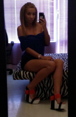 Meet local singles like Leonarda from Cape Girardeau, Missouri who want to fuck tonight