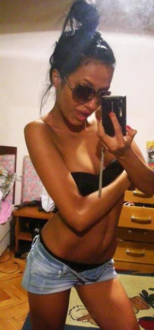 Jacquiline from Island Falls, Maine is looking for adult webcam chat